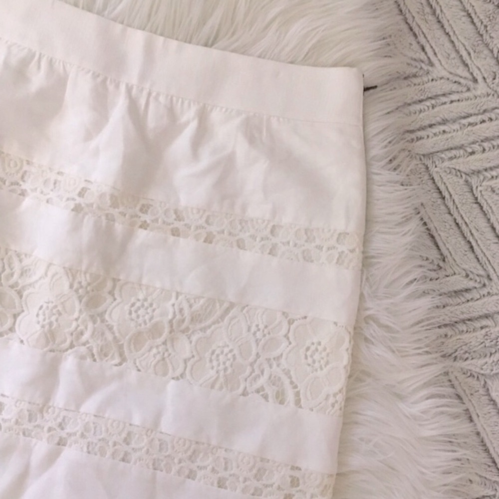 LOFT White Crochet Lace Inset Mini Skirt | Sz 4 - Picture 8 of 9